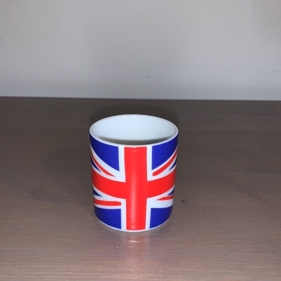 The Great British Pottery Company Elgate United Kingdom Flag Mini Mug - Picture 5 of 10